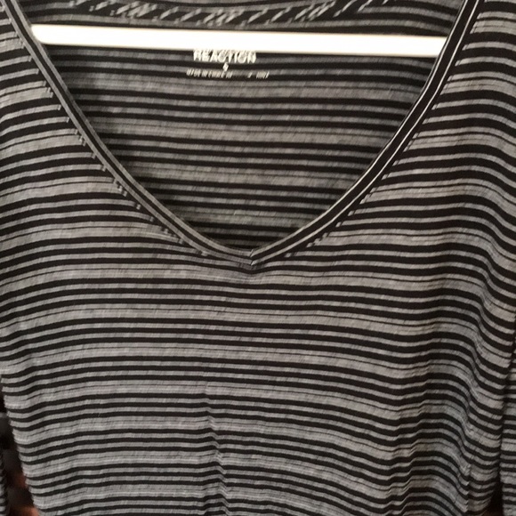Kenneth Cole Reaction tee - Picture 2 of 7